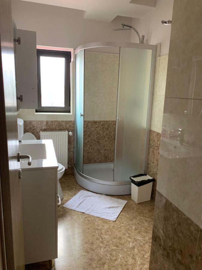 Hotel Vila Curcubeu Buşteni Exterior foto